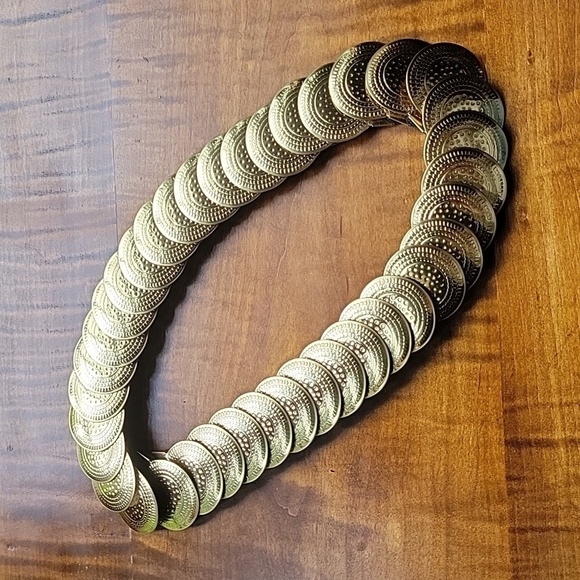 RETRO MEDALLION STRETCH BELT - Picture 3 of 6